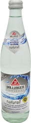 Natürliches Mineralwasser naturell